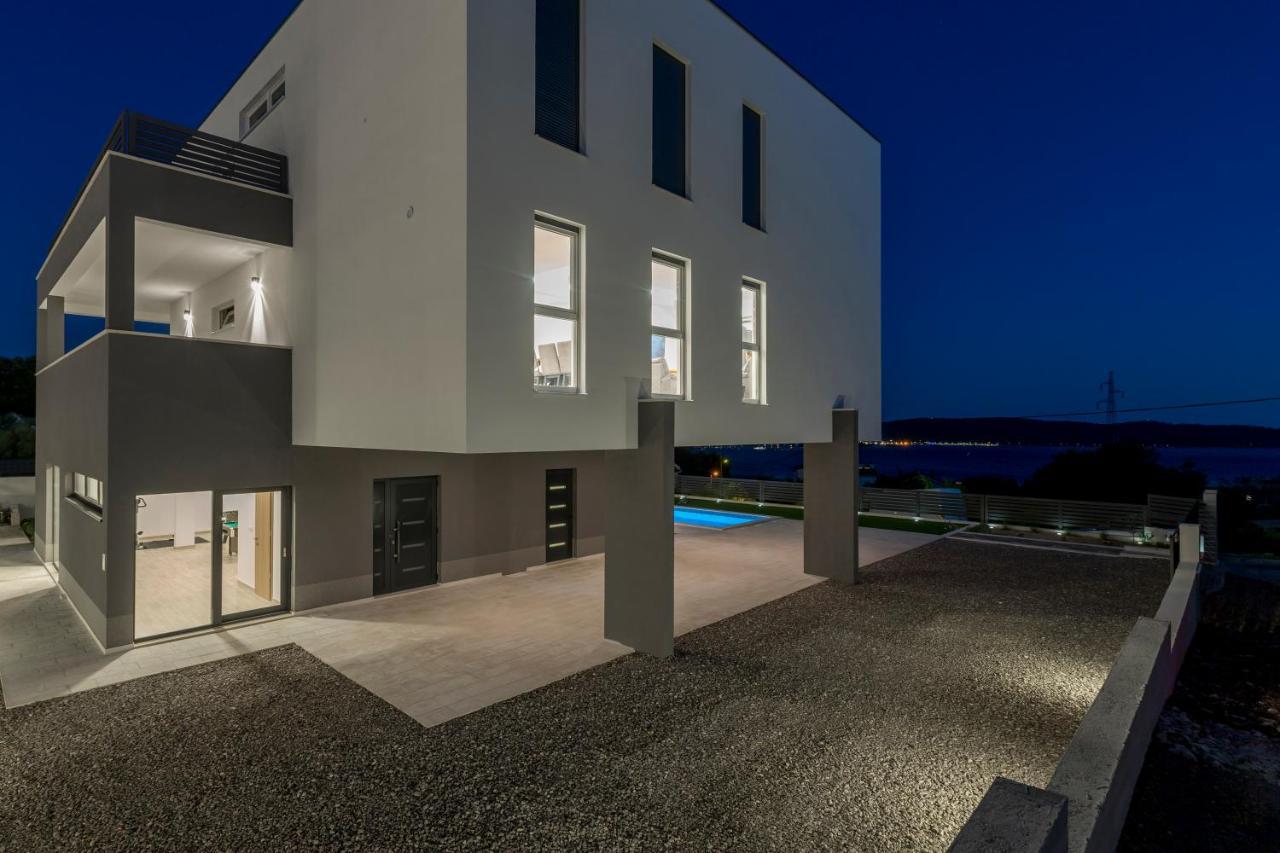Luxury Villa La Nonna Ana - Heated Pool, Sea View, Near Split Kaštela Kültér fotó