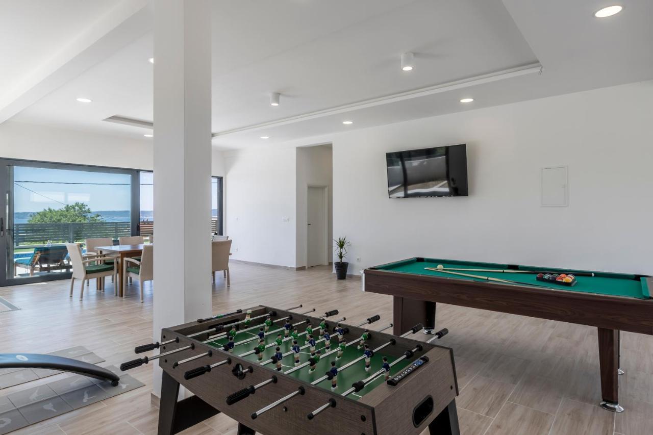 Luxury Villa La Nonna Ana - Heated Pool, Sea View, Near Split Kaštela Kültér fotó