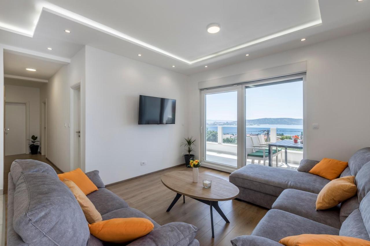Luxury Villa La Nonna Ana - Heated Pool, Sea View, Near Split Kaštela Kültér fotó