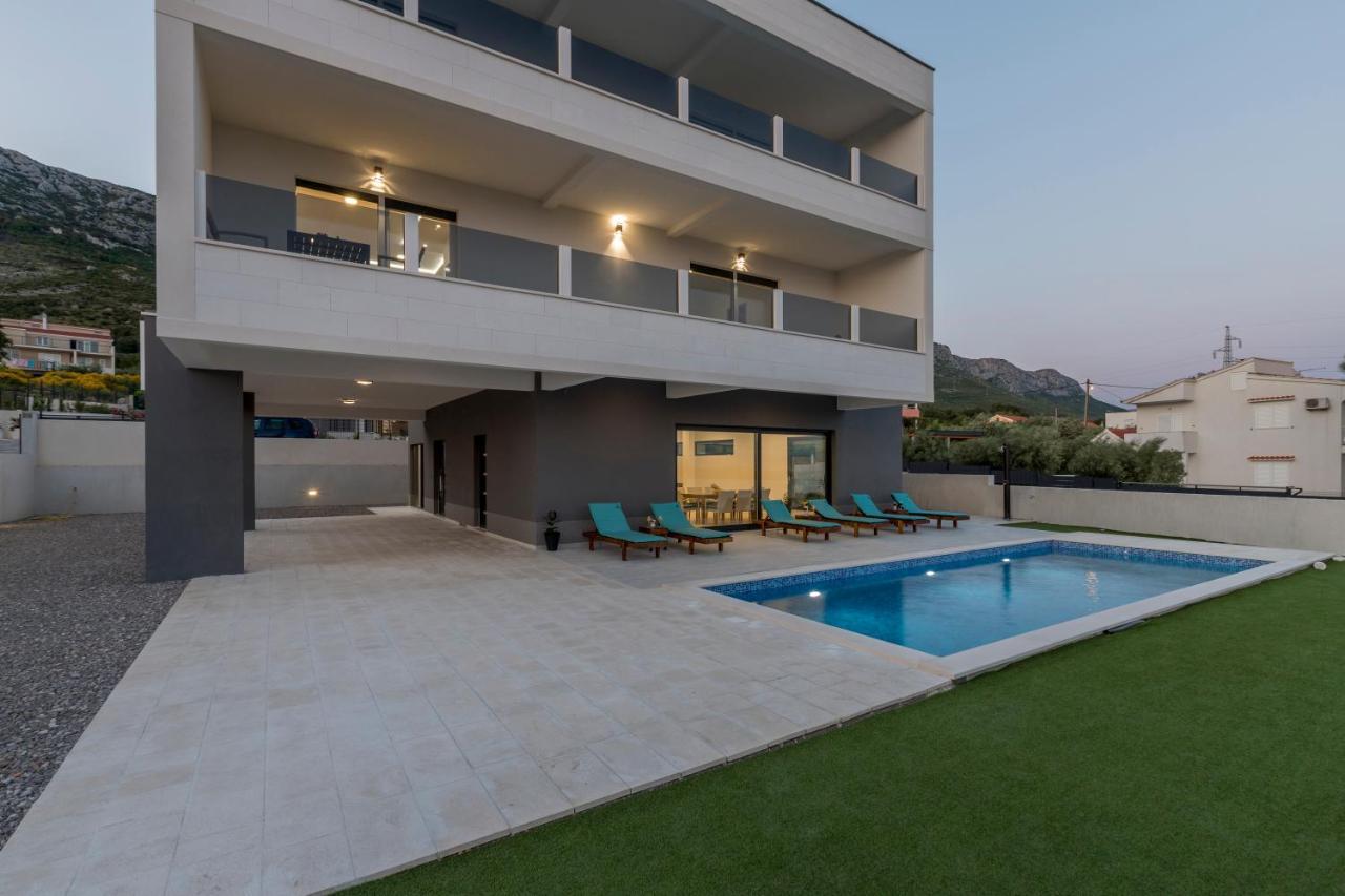 Luxury Villa La Nonna Ana - Heated Pool, Sea View, Near Split Kaštela Kültér fotó